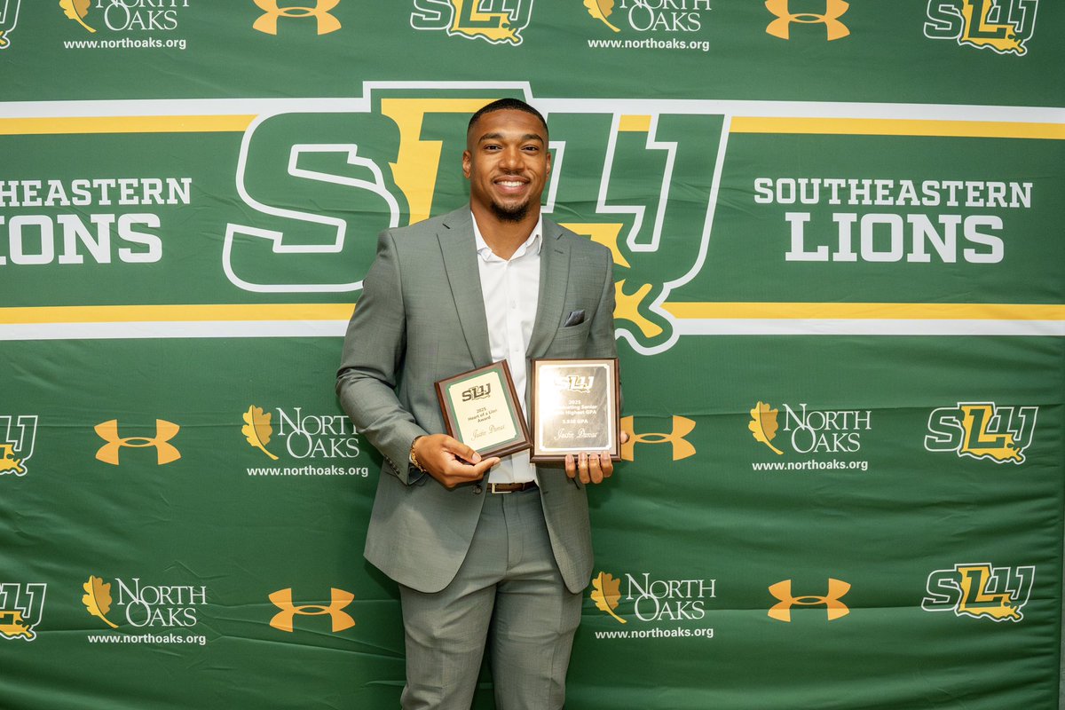 LionUpAthletics's tweet photo. Your 2025 Highest Graduating Senior (Male) and Heart of a Lion award (male) Winner is…. JUSTIN DUMAS!! Congratulations!

#LionUp https://t.co/UZIObthwIY
