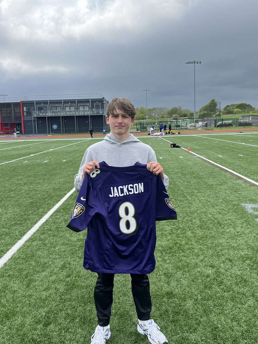 tomharris720's tweet photo. Great day for @DHSBoys U15s NFL Flag Football team. With the team made up of Y9s in a Y10 competition, it was great to see them finish 2nd in the South West of England. Special mention to Jaeden who was voted as MVP by the teachers of the opposition schools! 🏈
@Archiehill1213 https://t.co/WMgpJuoWQT