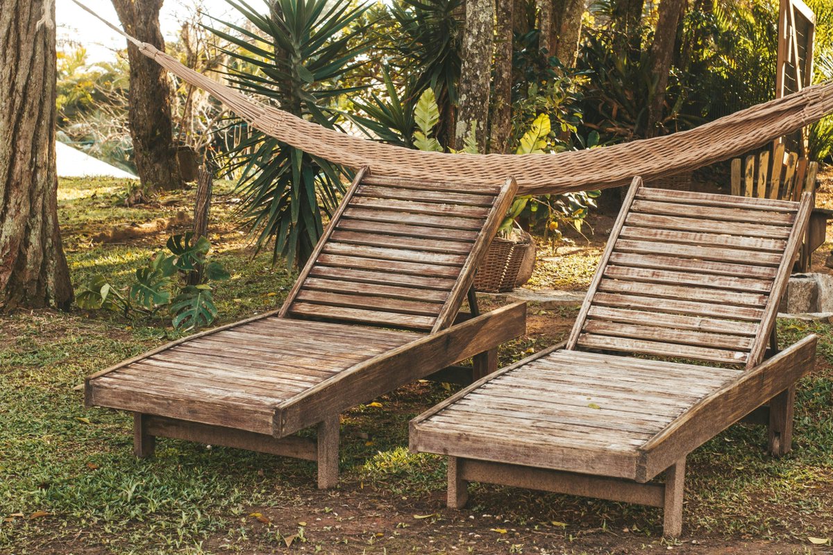 LawnDecorPro's tweet image. Turn your backyard into a fun zone with outdoor essentials made for good times and great vibes. Shop now!

lawndecorpro.com

#OutdoorFun #BackyardVibes #PatioLife #SummerReady #OutdoorLiving #FunInTheSun #YardGoals #ShopNow #GardenStyle #HomeAndGard