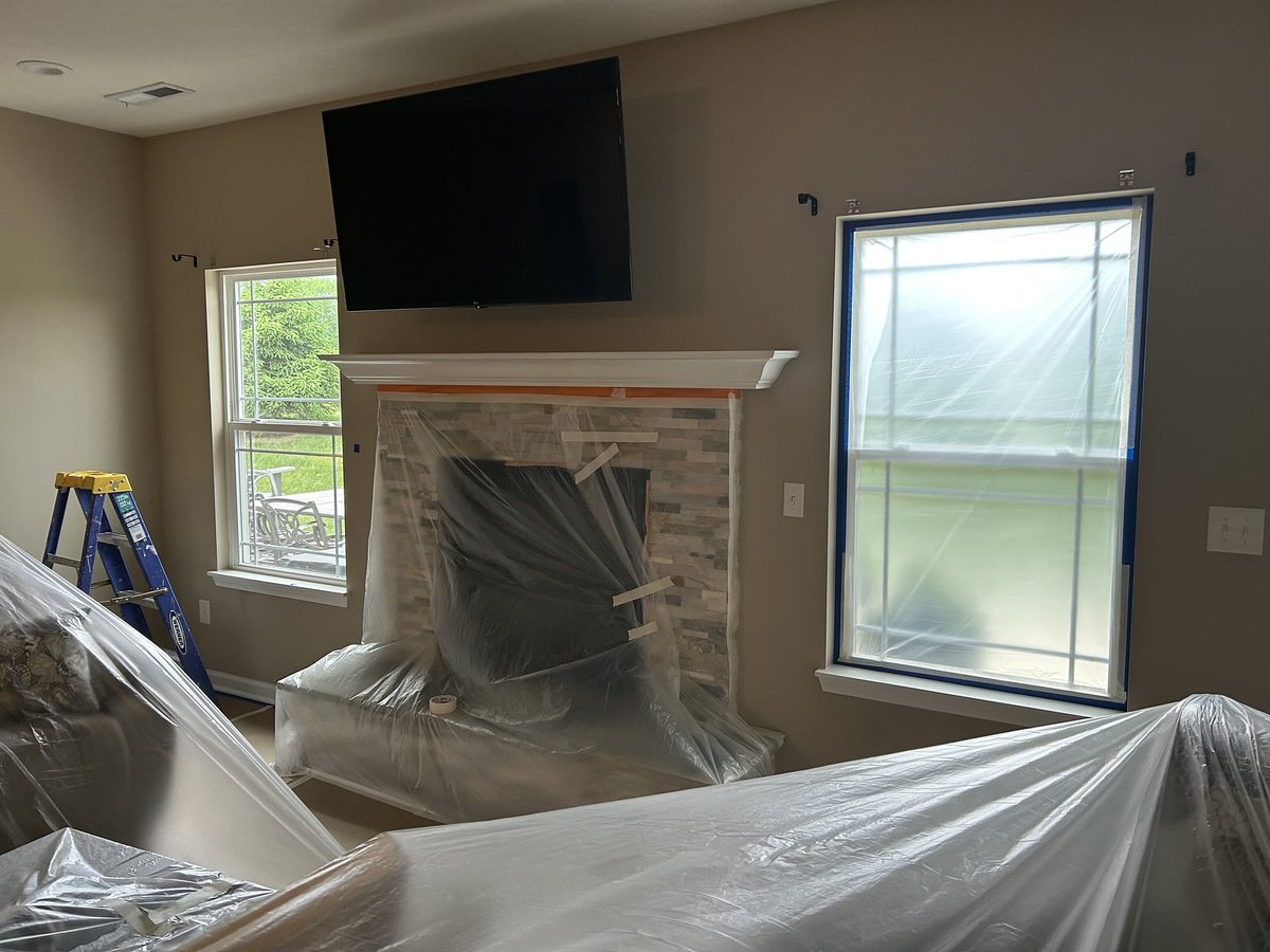 Florabropaint's tweet image. Plainfield 👋🏼 
Rainy days are perfect for tackling those interior painting projects! ☔️ 
If your home’s been on your list… now’s the time to get scheduled before spots fill up!

📞 317-447-5227

#interiorpainting #homerefresh #teamfbp #plainfieldindiana #interiordesign