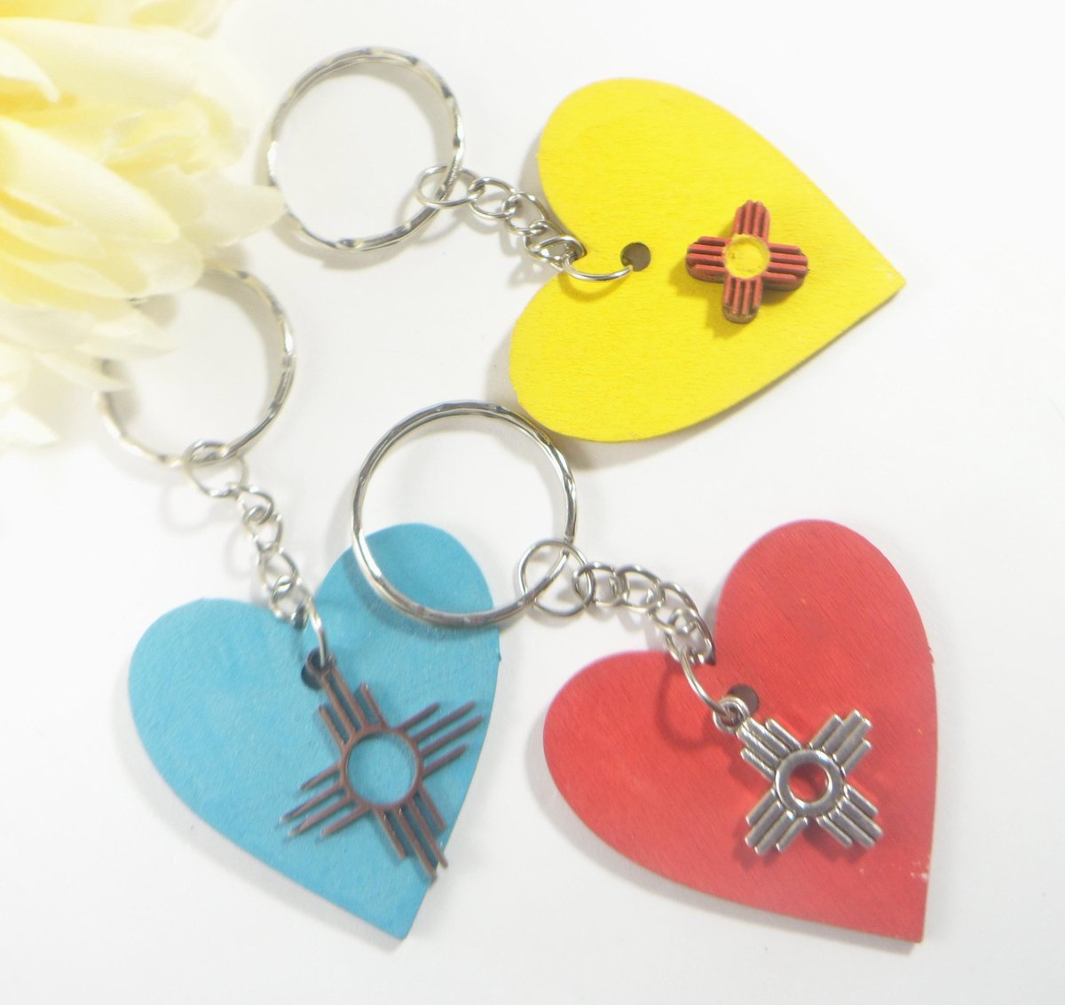 valroseshowers's tweet image. Zia Sun Symbol Keychain: New Mexico Southwestern Style Gift tuppu.net/b2ae3fc #EtsySeller #SantaFe #NewMexico #EtsyShop #SouthwestGifts