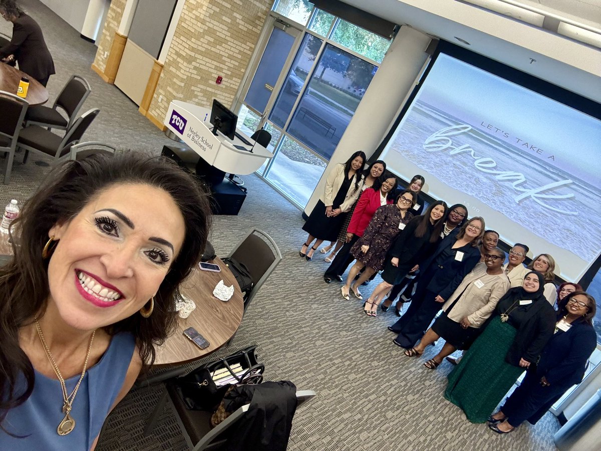 YassminCLee's tweet image. @FortWorthISD is at @TCU_COE 
sharing instructional leadership presentations from our Aspiring Principals Leadership Program. Shout out to #fwisdleads who support our APs.
#FWISD
