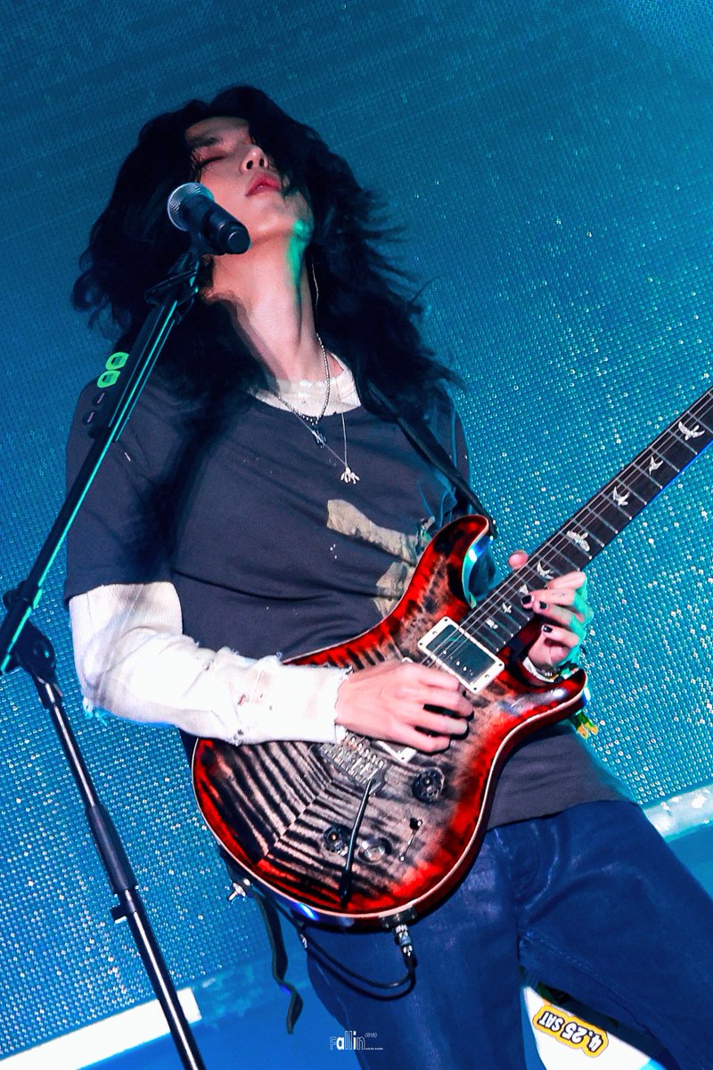 정이든다 tweet media