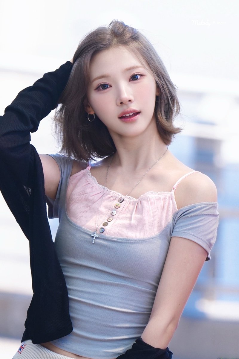 지우 tweet media