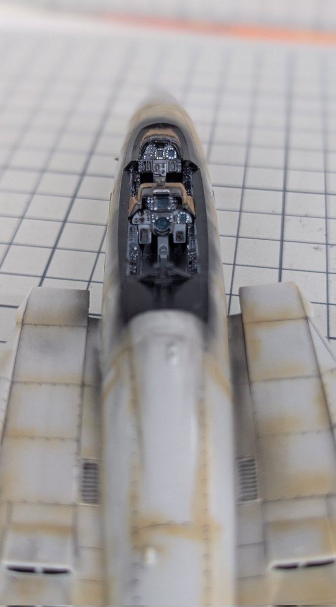rexchen947's tweet image. Some new progress update 
Cockpit section almost complete,
And to my surprise, acrylic-based hobby colors are better than my expectation
#scalemodels