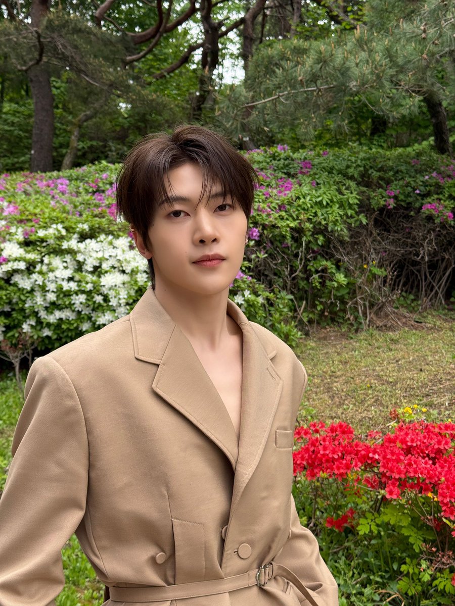GANTENG BANGET GUE BISA APAHH SUZVSUSHSISNAK