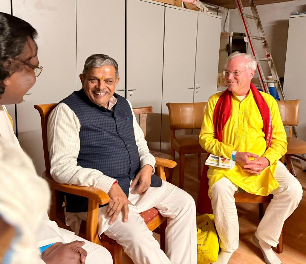 Sukadev Bretz tweet media