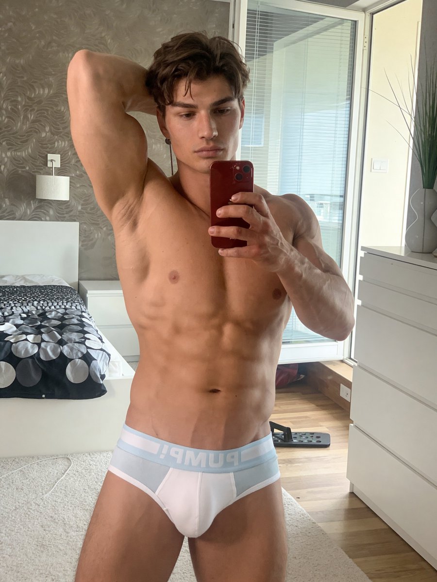 Jan Mizera tweet media