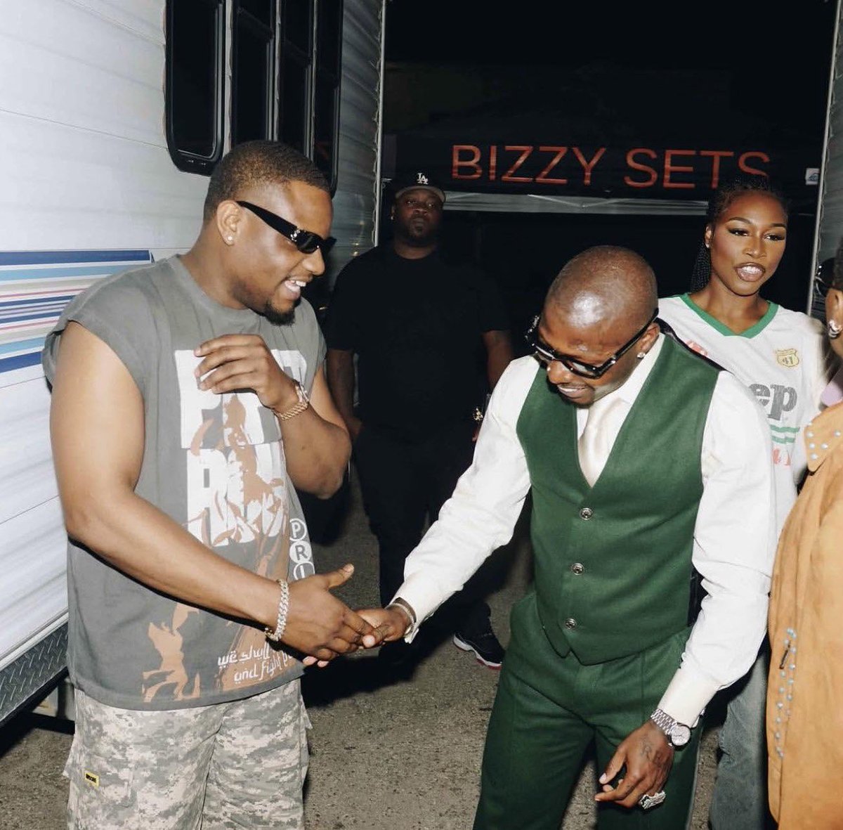 bouncenetworks's tweet image. M$NEY INCOMING 🚀✨

#asake #Bounce #Afrobeats