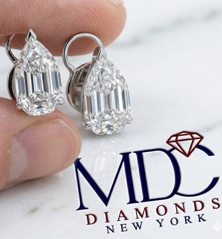 MDCDiamonds's tweet image. When words aren't enough, let the unparalleled elegance and fire of these pear step cut diamonds speak for you. A true testament to love that’s as timeless as it is beautiful. ✨🤍 #TimelessElegance #DiamondLove #WeddingDiamonds #EngagementInspo #MDCDiamondsNewYork