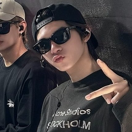 แบรนเสื้ออะแอคเน่ ส่วนผมอะแอ็คจัด # ท้ายวันพิชิต