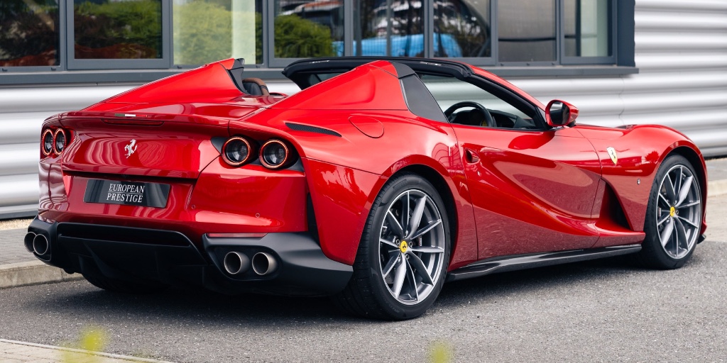 EuroPrestigeUK's tweet image. New arrival: 2021 Ferrari 812 GTS in a classic combination of Rosso Fuoco with a Cioccolato and Nero leather interior. 

Also equipped with paint protection film (PPF), suspension lifter, and supplied with 20 months Ferrari warranty.

#Ferrari #812GTS #EuropeanPrestigeUK