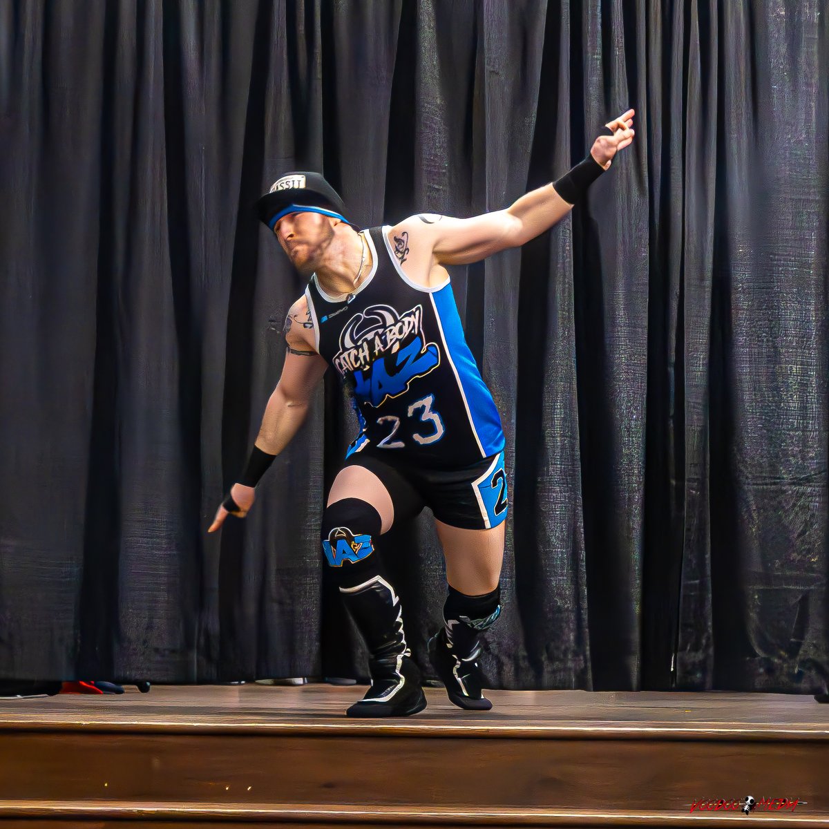 vmpix1's tweet photo. Highlights of @CatchABodyHaz from @LWMaine
#CantKickUpTheRoots.

More coverage at:
https://t.co/ZFm6cuCURE https://t.co/FHWZF2XR1K