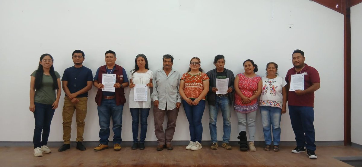 Gracias al <a href="/INPImx/">INPI</a> por seleccionar nuestro proyecto "Fortalecimiento de la identidad zapoteca de #Ayoquezco de Aldama Oaxaca, para la revitalización de su lengua dísè" en la convocatoria PROBIPI 2026. Kextiôzlo 🙏 
#zapoteco 
#LenguasOriginarias #cultura #PueblosOriginarios