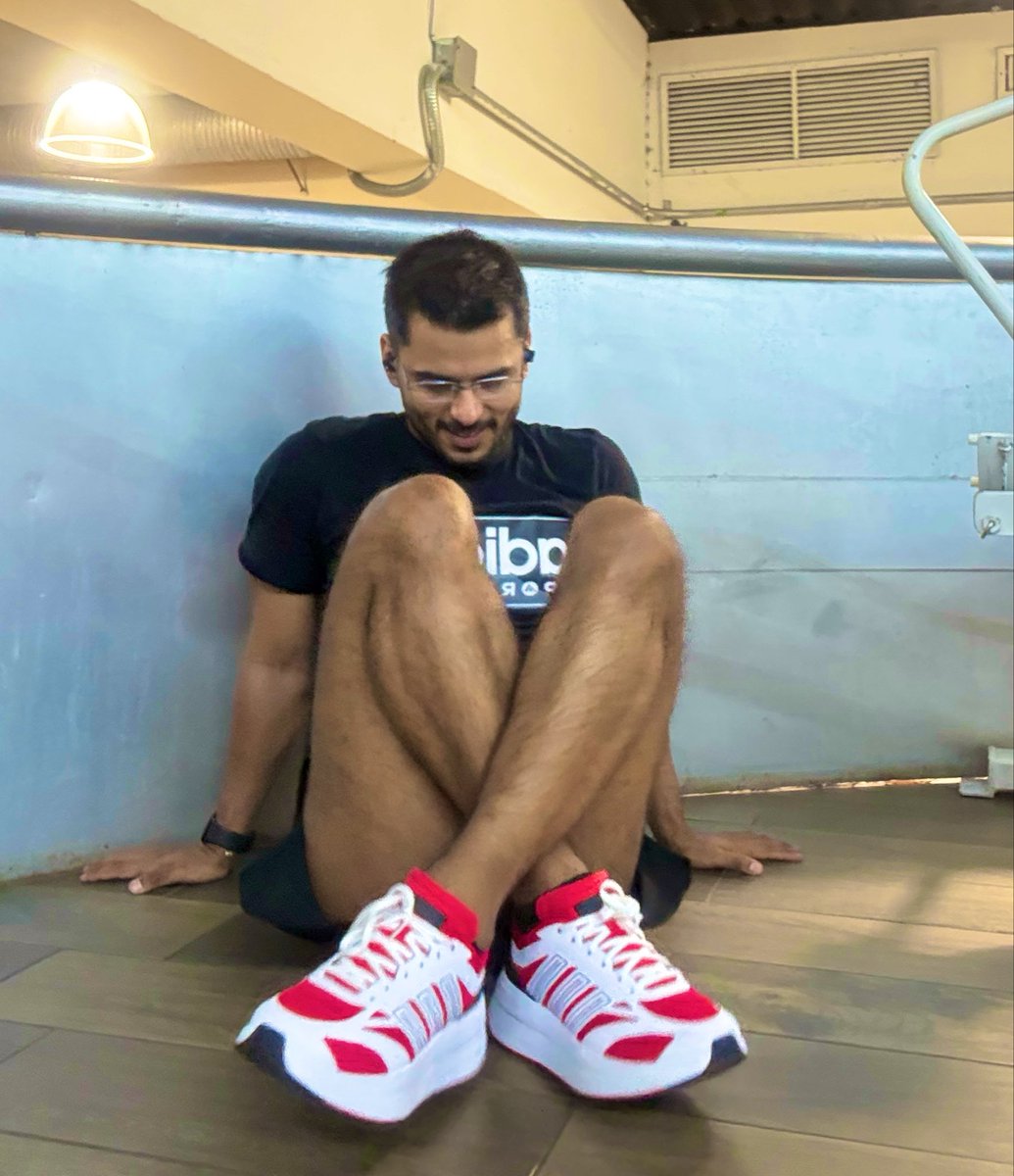 Nomas quería enseñar lo tennis que me compré 👟