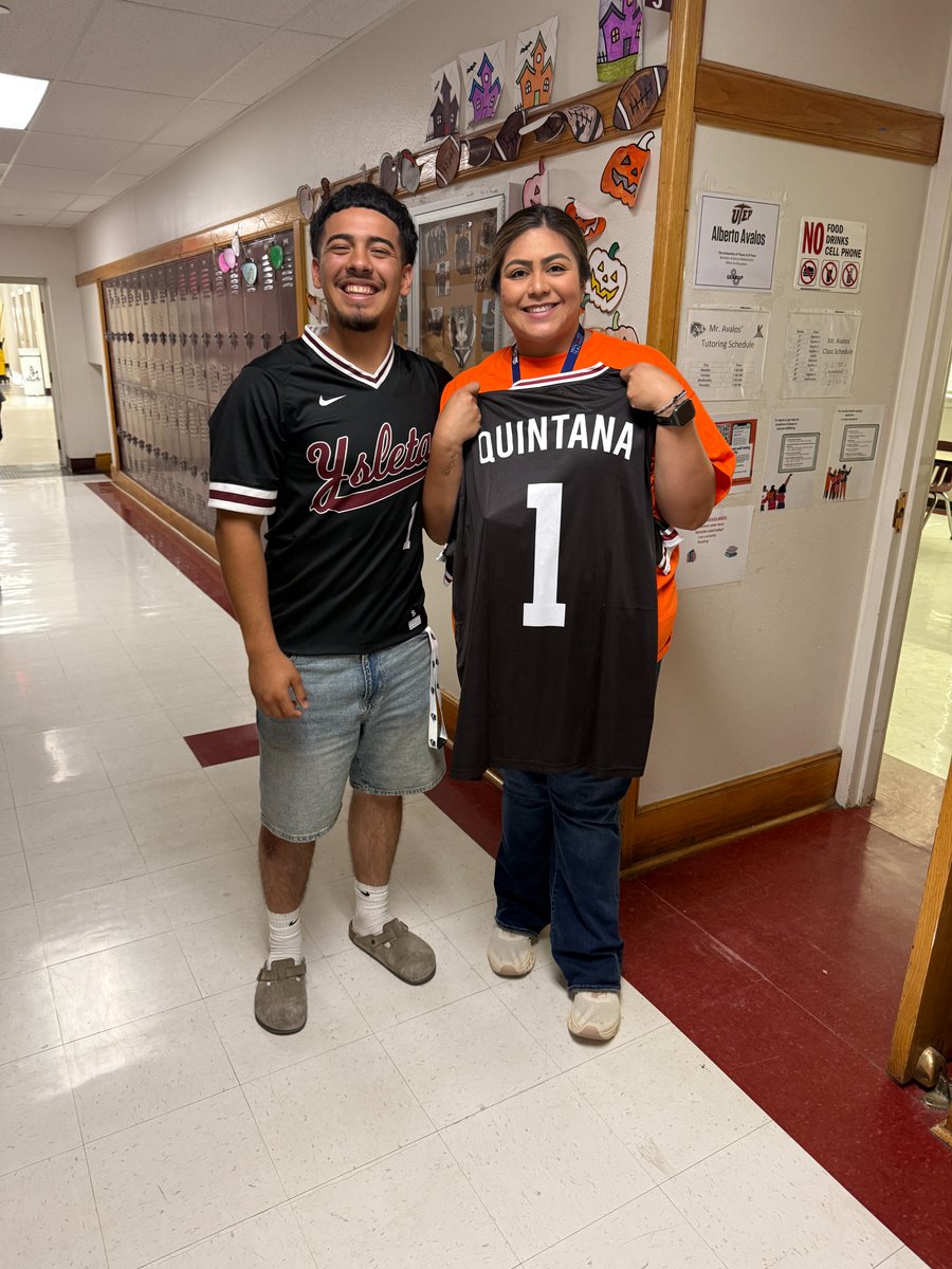 YHSIndiansbase1's tweet photo. Thank you to all the teachers that made an Impact!!
Ysleta Baseball "My Jersey, Your Impact"
Tribe of 26 https://t.co/jOLsKfKRdg