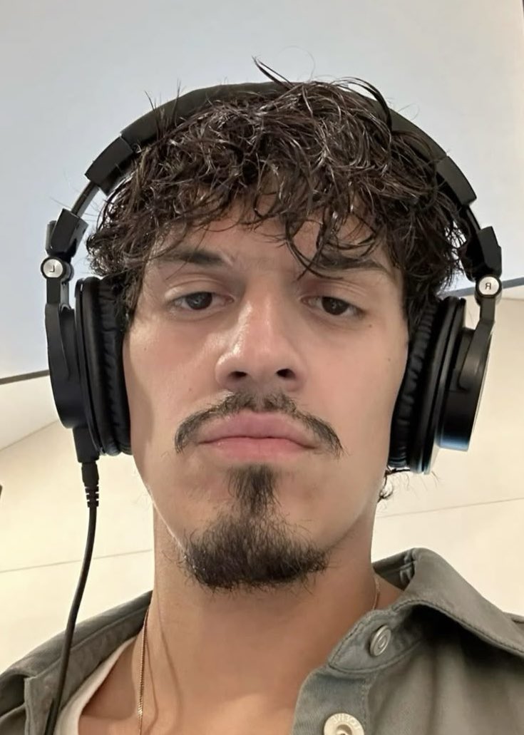 hudcunt_y tweet media