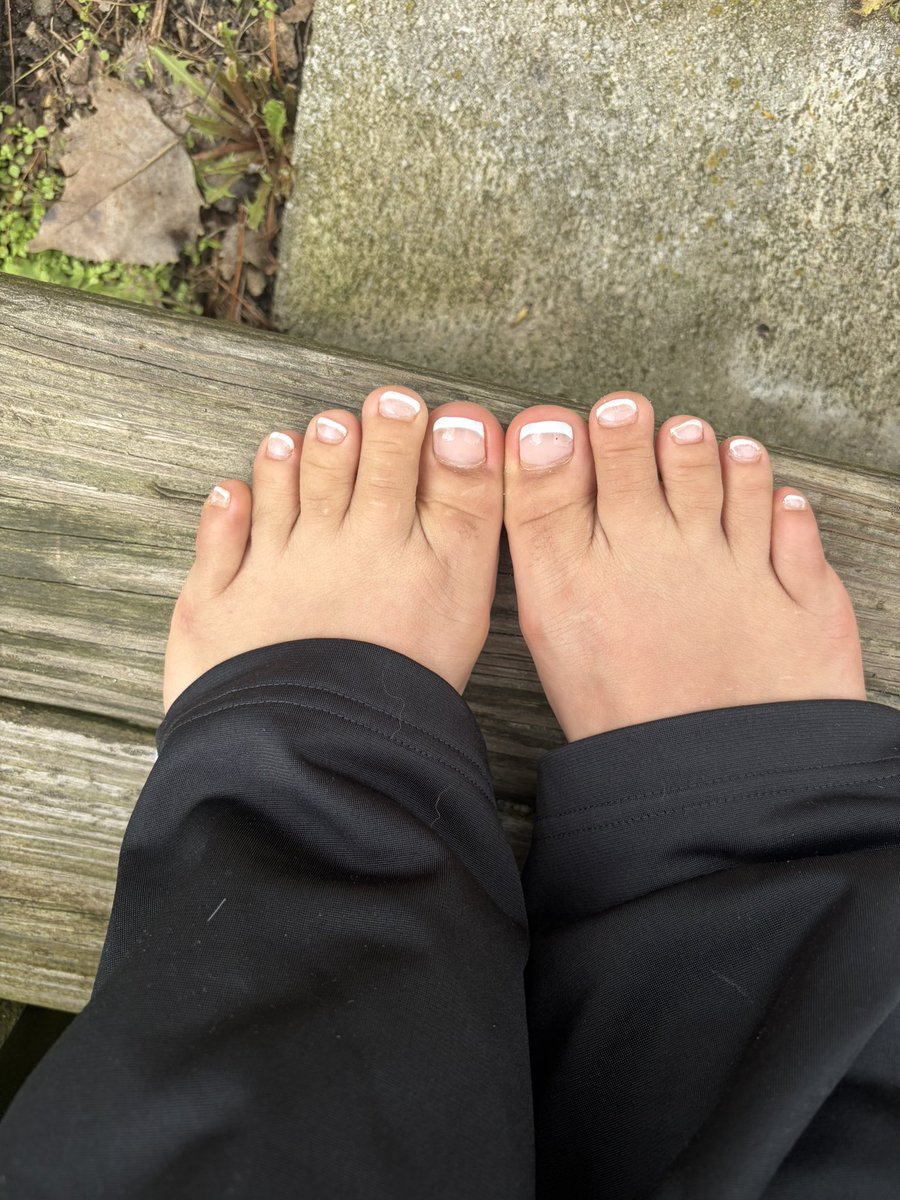 Pretty Fairy Feet tweet media