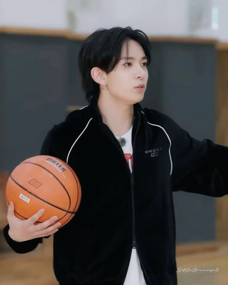 ✧ 𝓒lars ⋆｡°✩ tweet media