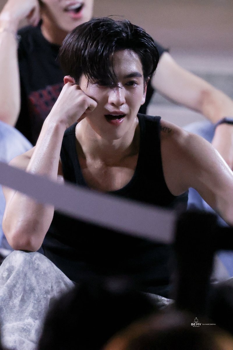 𝐁𝐄 𝐌𝐘 ♡ ☻ tweet media