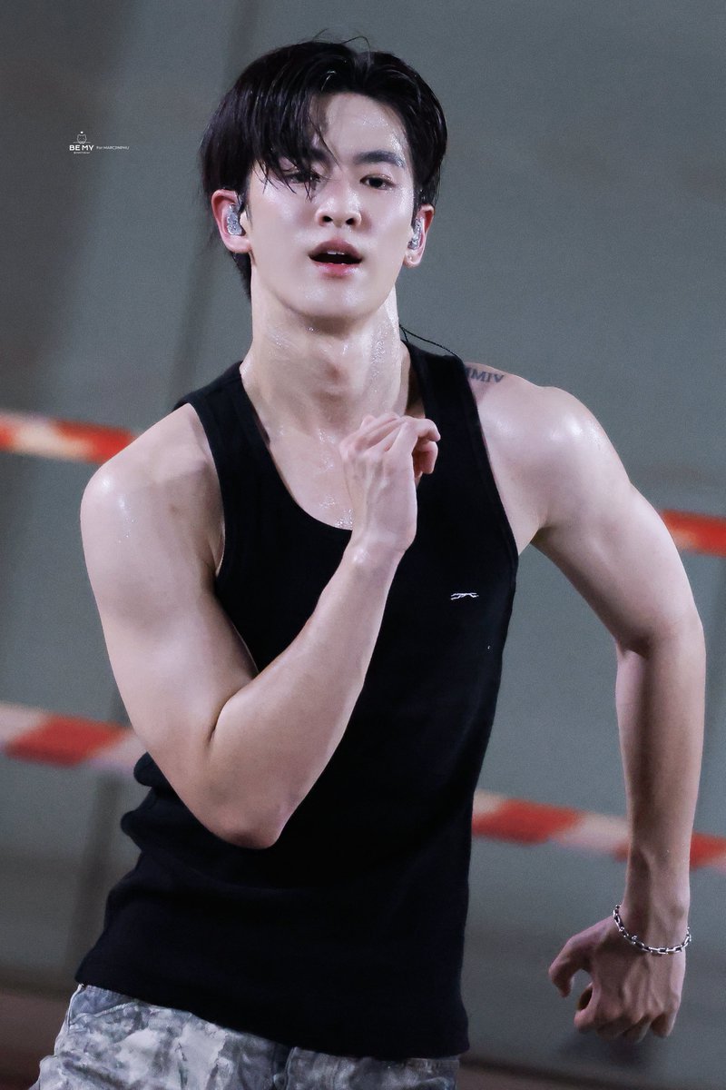 𝐁𝐄 𝐌𝐘 ♡ ☻ tweet media