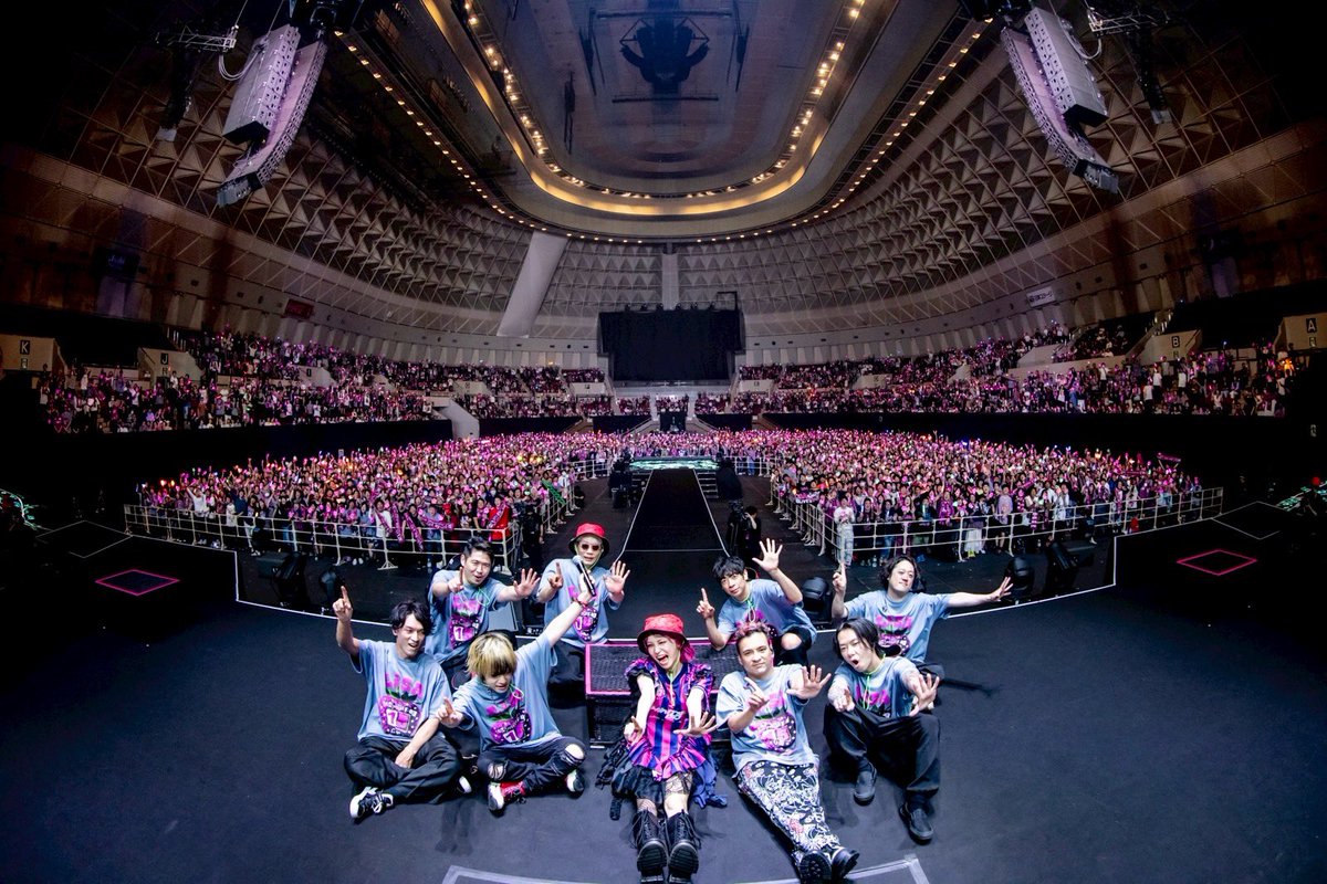 pirochi_817's tweet image. 神戸公演1日目、武道館より縦長な会場でまた違った気持ちで見れたが、もっと前に行きたひ👅
#LiSA