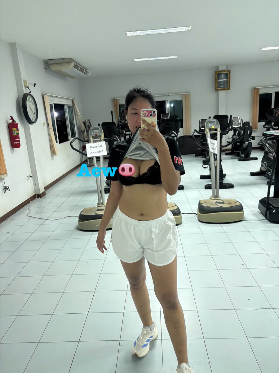 Aew🐽 tweet media