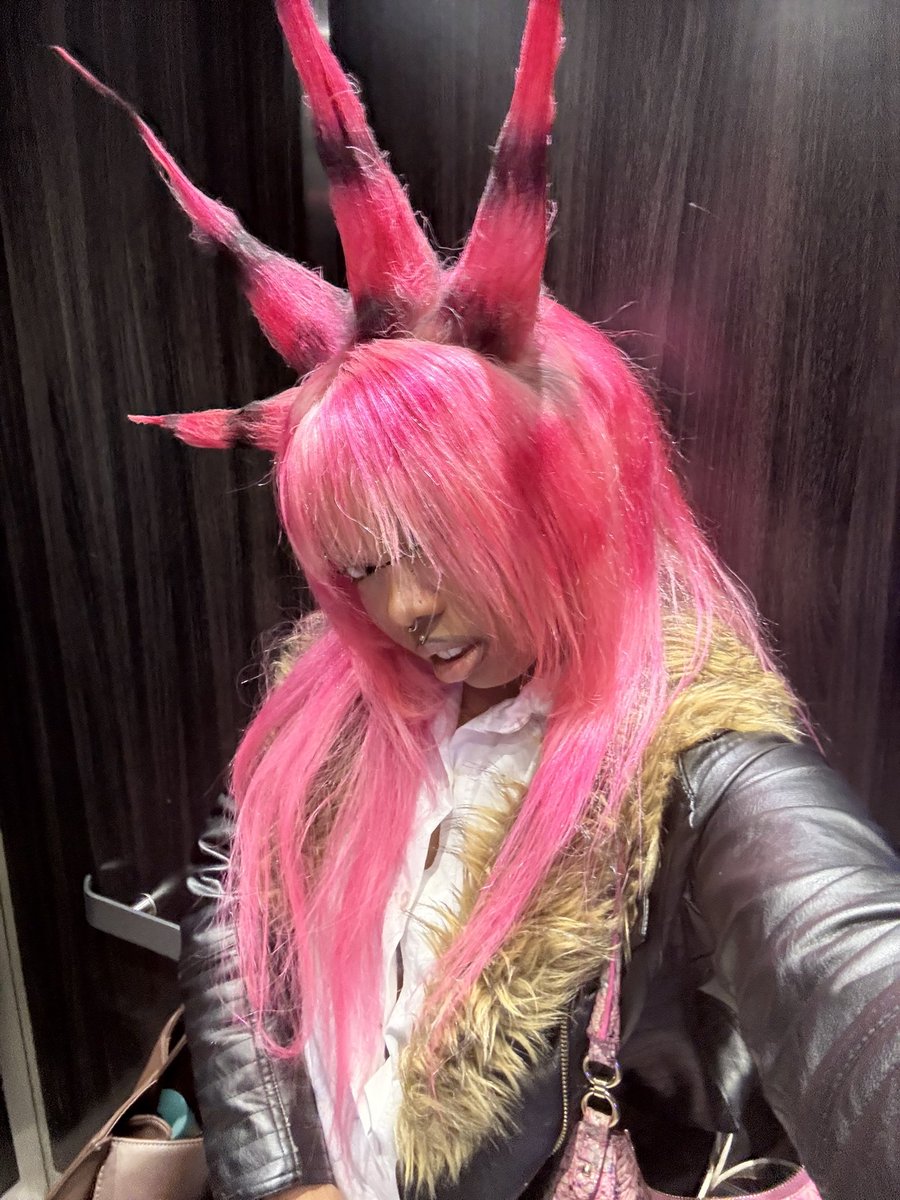 ms.badlike tweet media