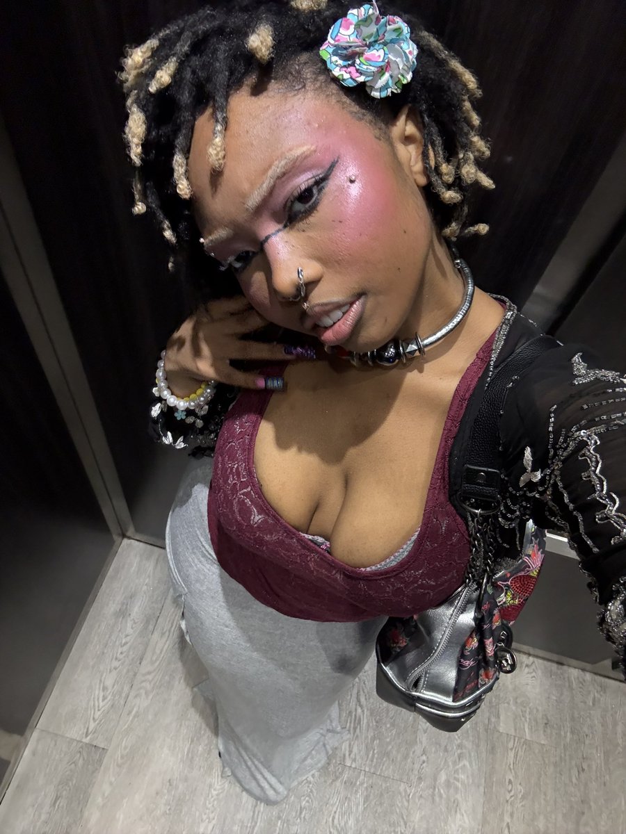 ms.badlike tweet media