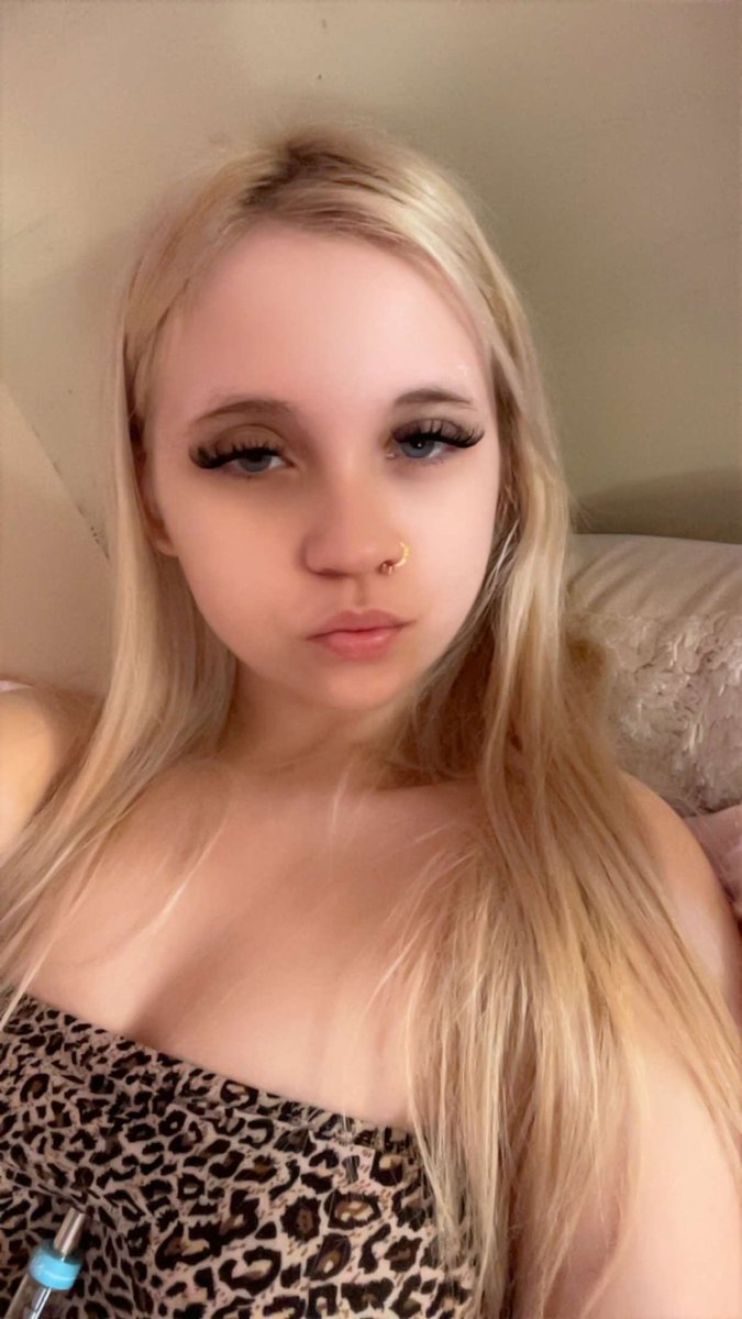 2Pretty420's tweet photo. https://t.co/byd635AxAg