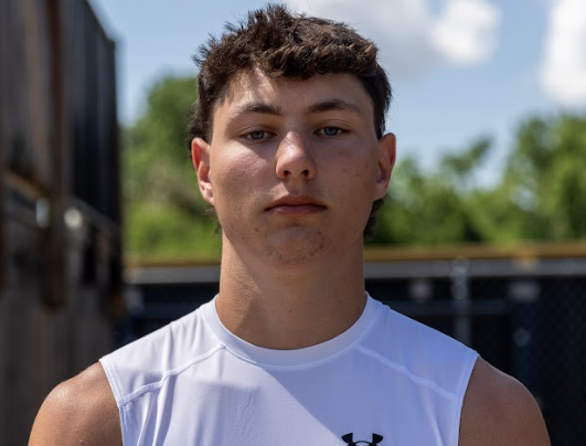 sixstarfootball's tweet photo. EVENT COVERAGE | Several Elite '27 WR/TE prospects impressed at Rivals combine on Day 2 in Nashville

📈Several elite prospects and rising '27 WR/TE prospects showcased talent and poise on Day 2 Nashville🔥

STORY▶️https://t.co/0RWn68Iq5q

@JoustonF @TheMalikRatliff  @zaylmoore @Levi_Manning7 @kadenwebber42 @iammasonmcclure @JaHeisman @deucemanuel @LextonBaskin1 @EliFerguson09 @Darnell2Jackson @PierceThigpen @sutton_gutting @Judah_lan3