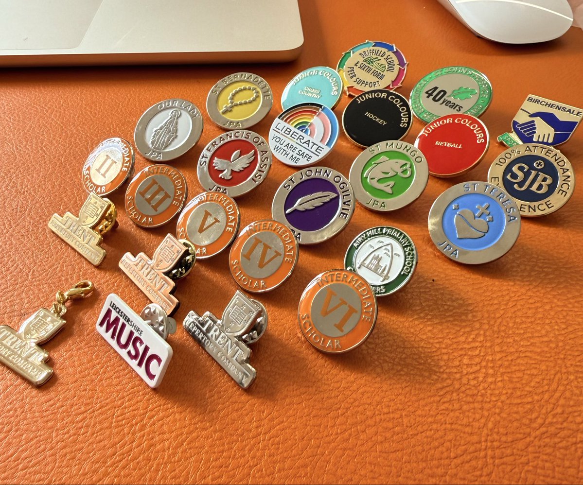 mlbadges's tweet image. It’s been a busy one at ML Badges! 📦✨
Here is a glimpse at some of the custom orders dispatched recently.

📩 ame@mlbadges.com us today for a free quote!
@mlbadges 
#SchoolSupplies #EducationResources #StudentRecognition #MerchandiseDesign #MLBadges
