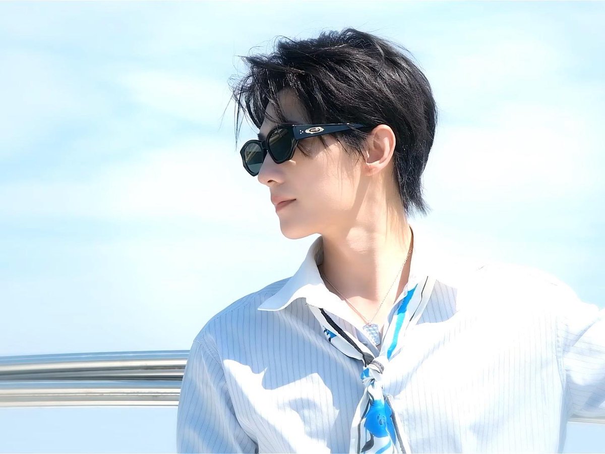 YANG YANG 杨洋 tweet media