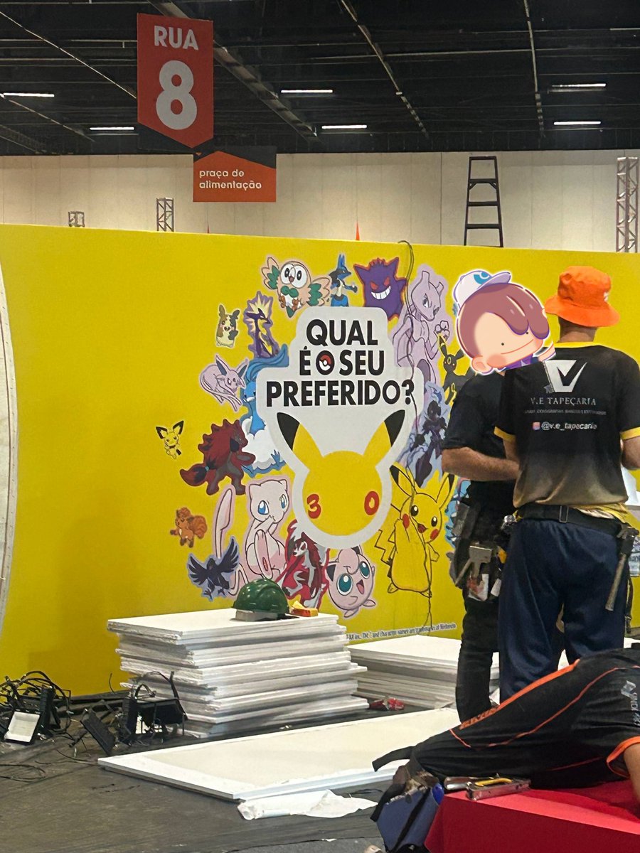 acetrainers_'s tweet photo. Stand da Pokémon sendo montado para a Gamescom Latam 2026.

O evento acontece essa semana em São Paulo. https://t.co/VSTlqfggao