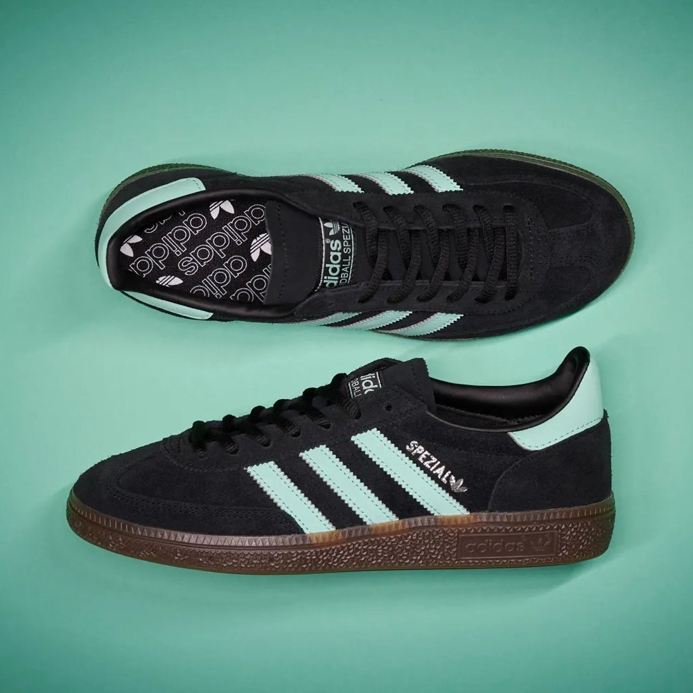 fullress's tweet photo. adidas Originals HANDBALL SPEZIAL “Core Black/Clear Mint” (アディダス オリジナルス ハンドボール スペツィアル “コアブラック/クリアミント”) [IH7491]

・BILLY'S ENT セール価格 (2026/5/6 23:59 まで、30%OFF)

>> https://t.co/P8t25LaXOq https://t.co/Lv0ovw3Q8h