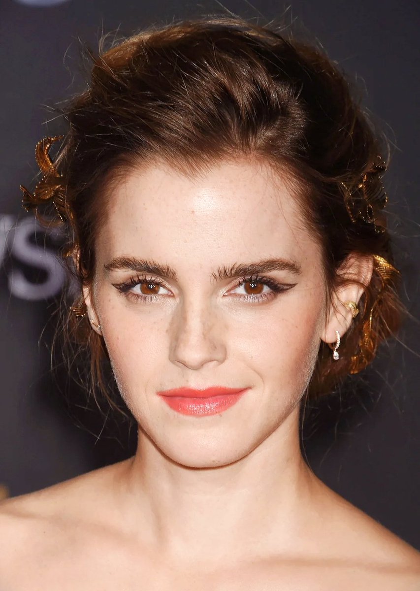 HollywoodFaces tweet media