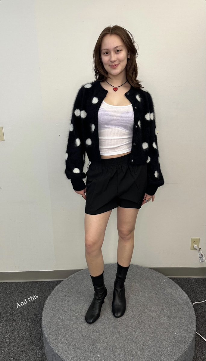 lola tung things tweet media