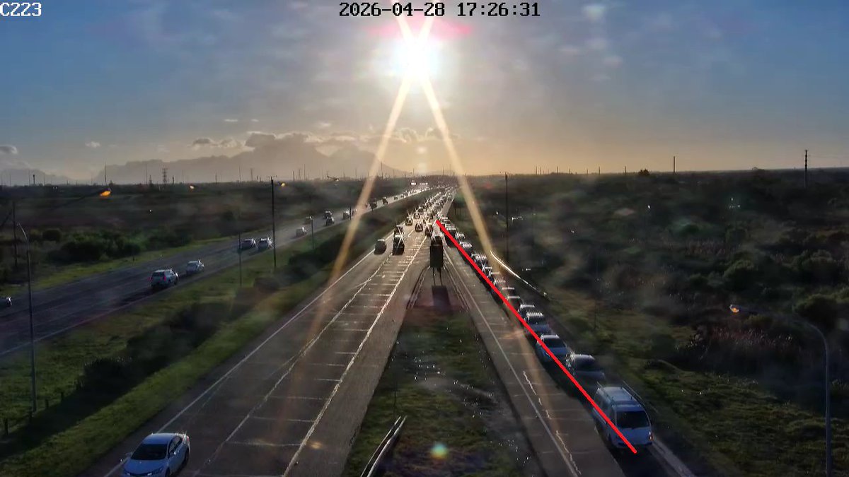 CapeTownFreeway's tweet image. Congestion: N2 Outbound at Spine Rd. Expect delays. #BeTheChange