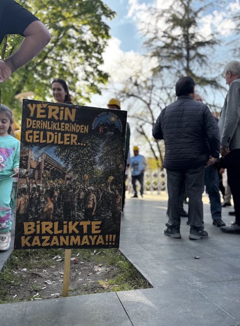 Özgür Çelik tweet media