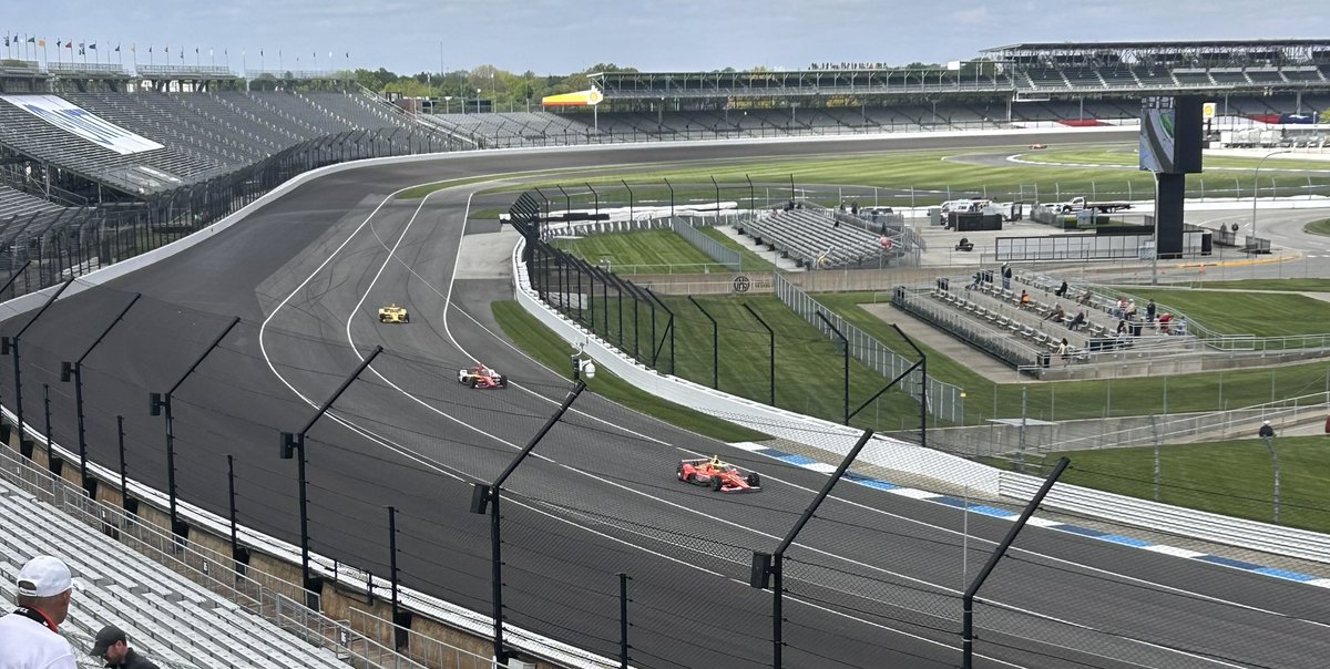 Indy Oval tweet media