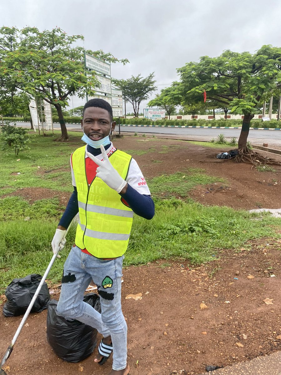 One time you’ve done any community service 

#cleanupGK #Cleanup #futminna