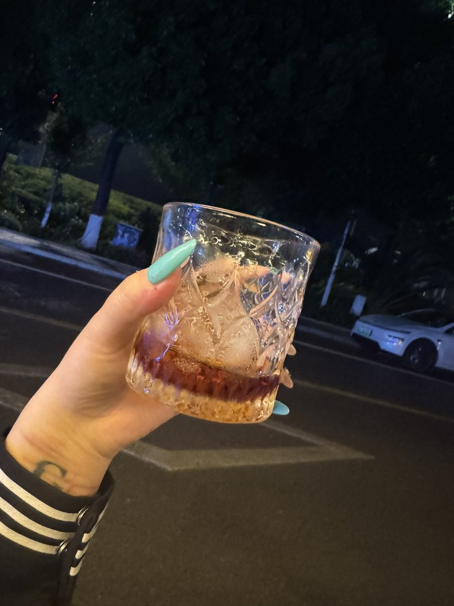 小狗奈奈（旧号被冻结版） tweet media