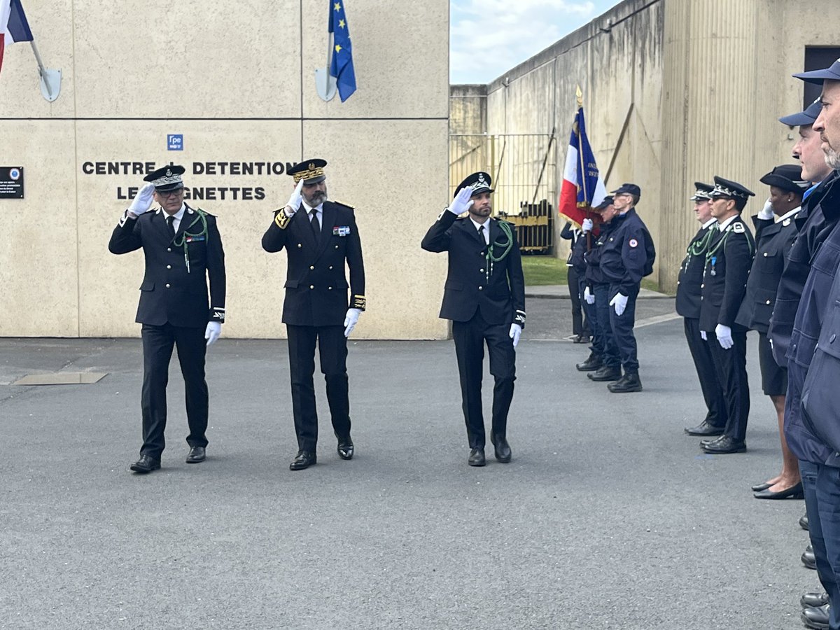 Image de Préfet de l'Eure - #Justice | Le centre de détention de Val-de-Reuil accueille ce jour son nouveau directeur, Grégory D