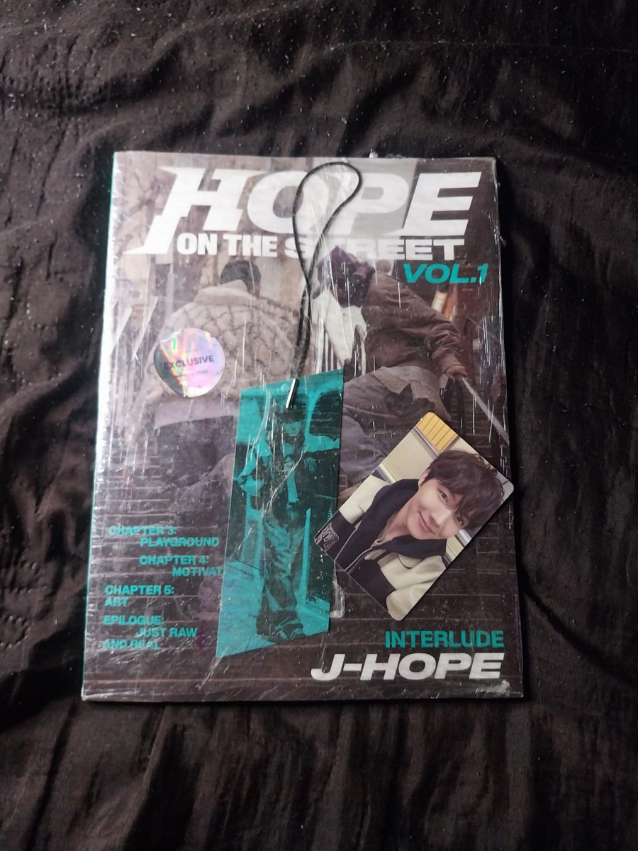 uarmyba's tweet photo. Venda/vendo

Álbum completo Hope on the stress 

150+ frete (valor negociado)

#bts #venda https://t.co/yF7UTCxtxQ