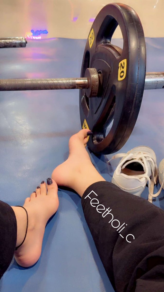 Feetholi_c's tweet photo. What would you worship my shoes or feet?
Dms open for online sessions and customs.
.
.
.
.
.
Desi Femdom, Desi Foot worship, Pakistan, Stinky Shoes, Sweaty Feet, Gym Feet, Pak, Paki
#PakiFeet #Soles #FootFetish #gooner #humiliation #cuck #slave #raceplay #pakistani #muslim #mnwo https://t.co/jZDn1SfsaJ