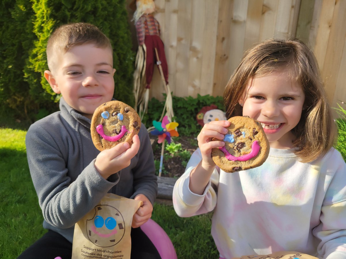 PoCoFoundation's tweet photo. What a great kick-off to the Smile Cookie Week. Thank you to everyone who came out to a PoCo Tim's just to buy smile cookies, or spontaneously added one or more to their order in support of the PoCo Foundation and @ERHF! A glimpse into a handful of smiles https://t.co/YJu3wQpQAC https://t.co/SLW5nDQr8s