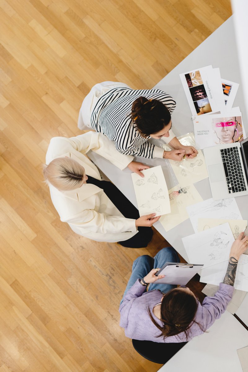 WomeninPRcanada's tweet photo. Our WorkWell Conference is a space to connect, share experiences, exchange ideas, and support one another as we continue shaping the future of communications.

Grab your tickets at https://t.co/IpH551rnhf!

#WomeninPR #Fempreneur #WomeninBusiness #BossBabe #PRTips #PRAgency https://t.co/WAWD6Iogxy