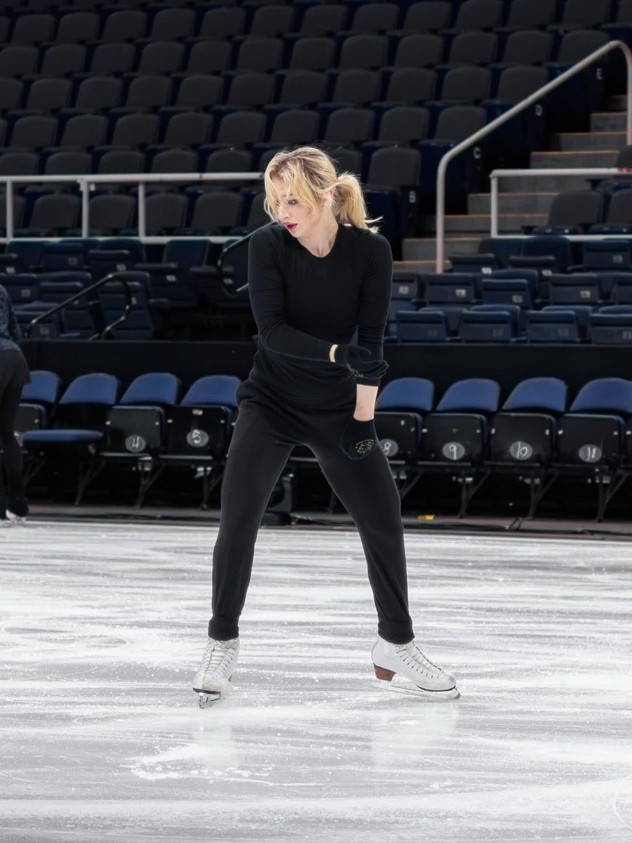 m. ✭*:･ﾟ tweet media