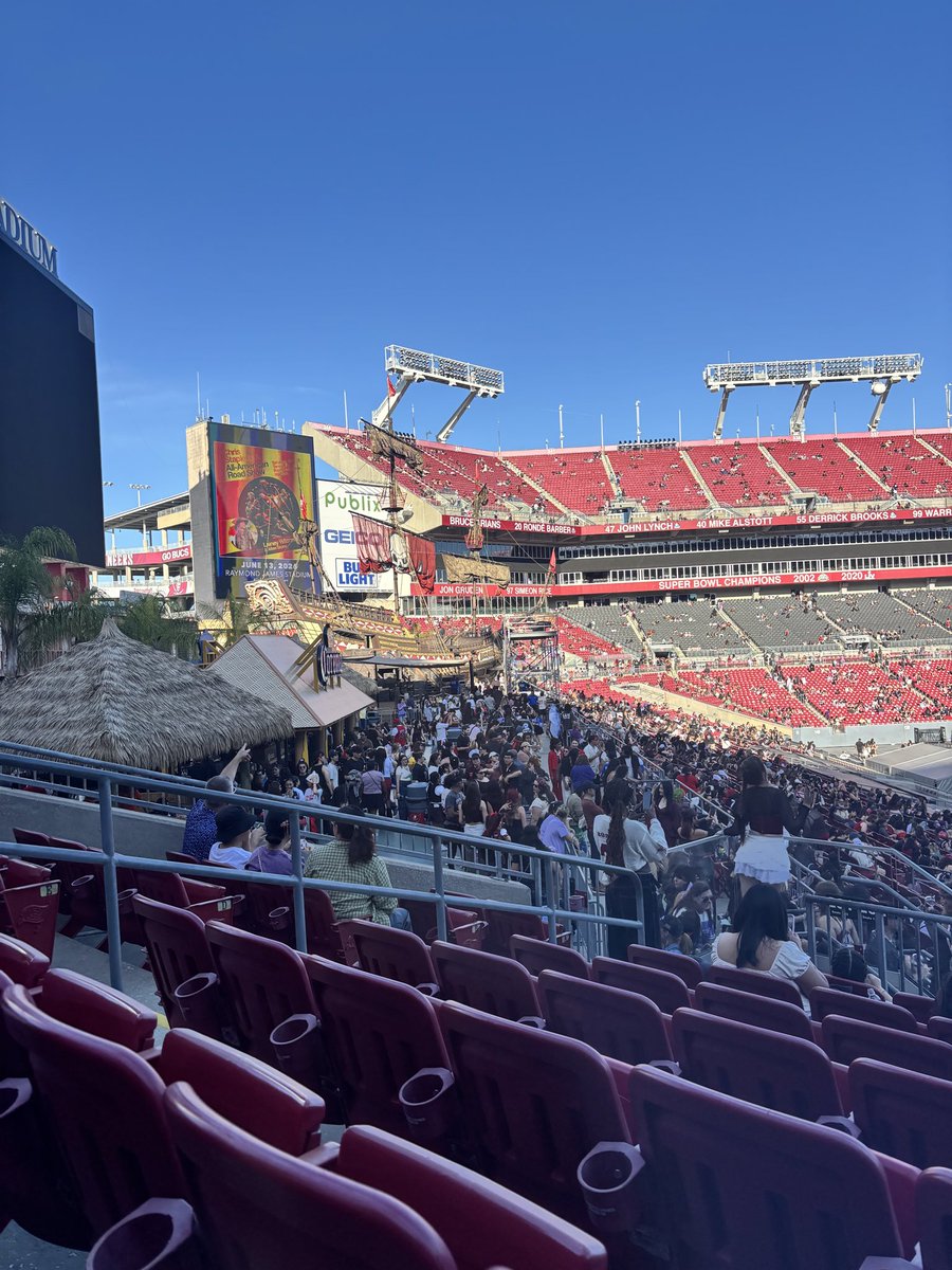 meg saw bts tweet media