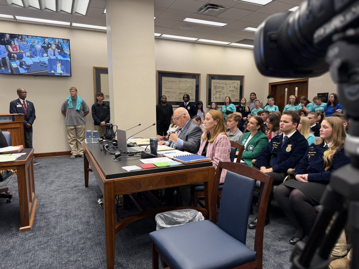 gbrousstv's tweet image. Rep. Jessica Domangue and Ag. Commissioner Mike Strain are testifying on a few seafood related bills. Both say they want to bring the life back to Louisiana’s seafood industry! #lalege #laag

I’ll have more tonight @LAFirstNews